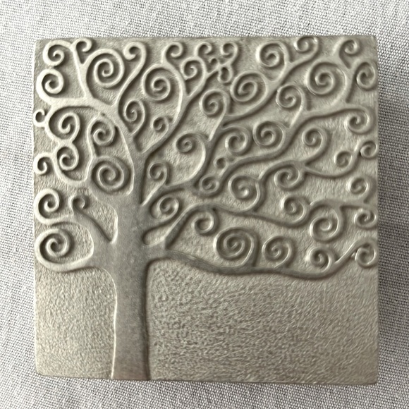 Vintage Vilmain Danforth Pewter Trinket Box with Lid Friendship Tree Handcrafted - Picture 3 of 12